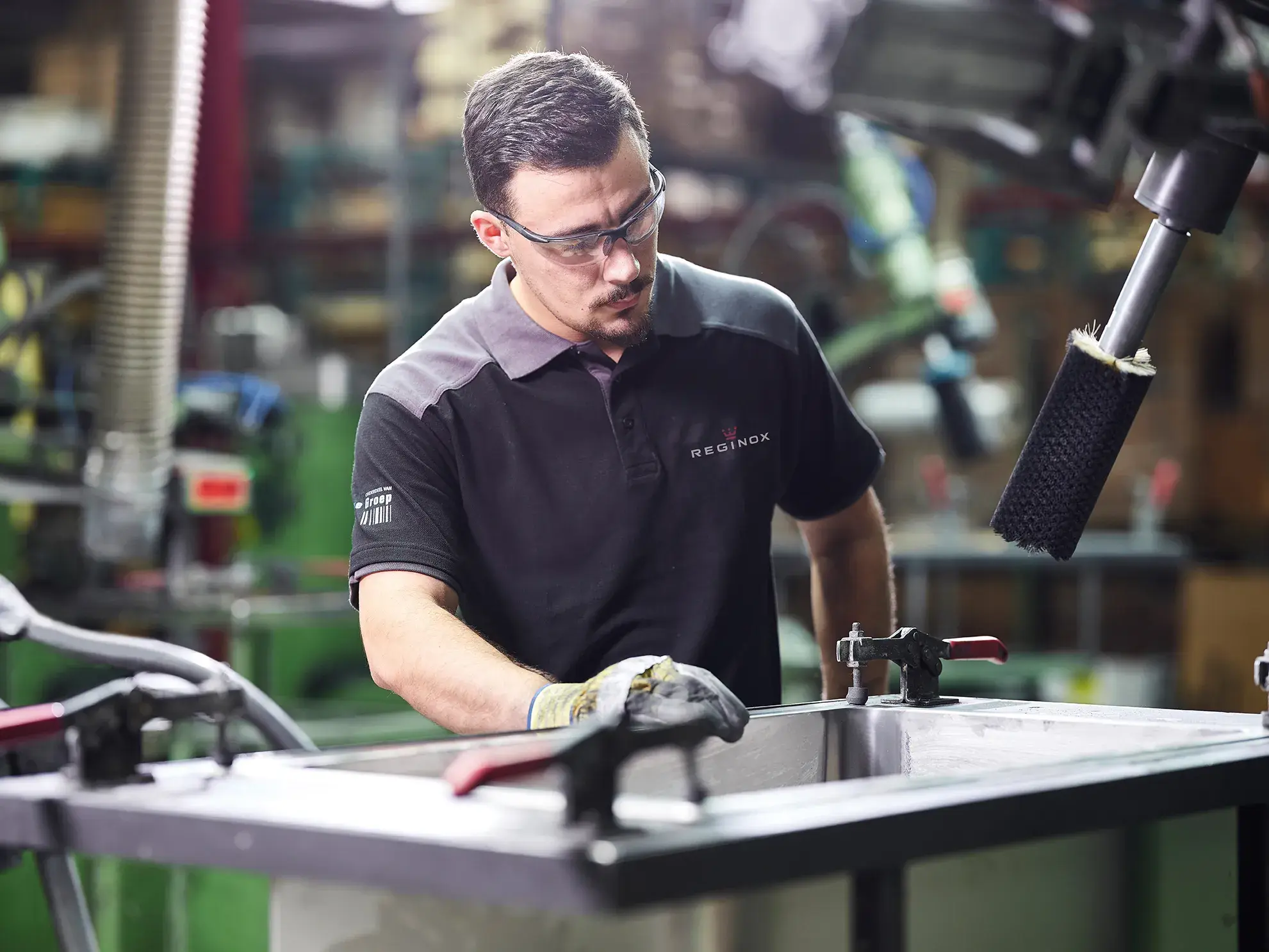 Reginox Fertigung Edelstahlspülen